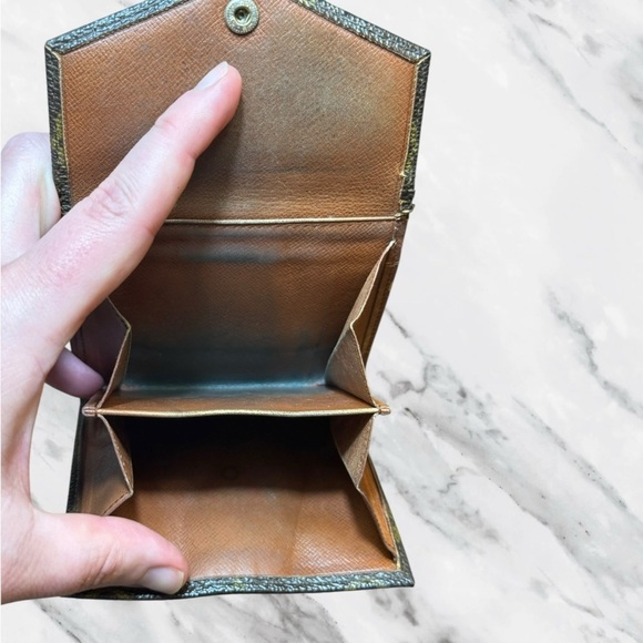 Louis Vuitton Authentic Vintage Monogram Compact Bifold Wallet with Coin Pouch - Picture 4 of 12